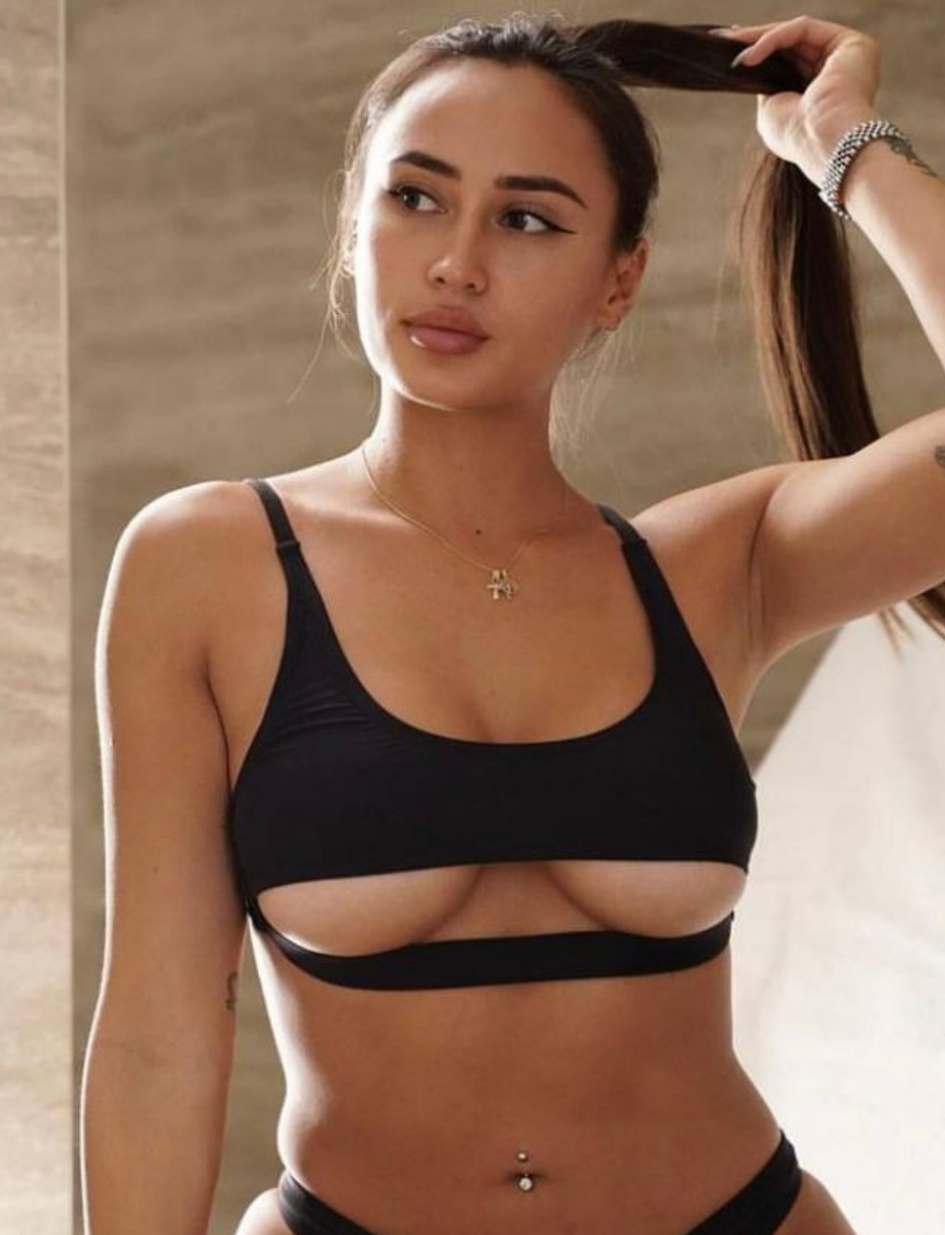 Astrid Nelsia Borntobefuck